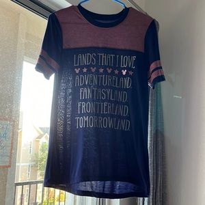 Size Medium Disney World Lands that I Love fitted tee
